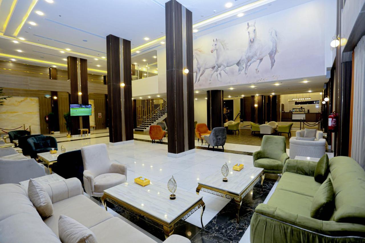 Tulip Plaza By Lpc Hotels & Resorts Ḩafar al Bāţin Exteriör bild
